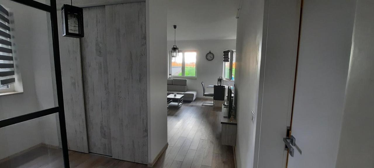 The World Apartament Târgu-Mureş Buitenkant foto
