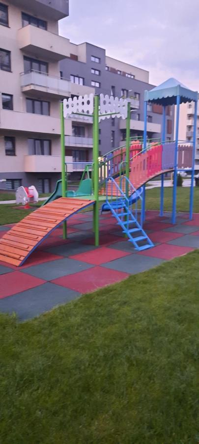 The World Apartament Târgu-Mureş Buitenkant foto